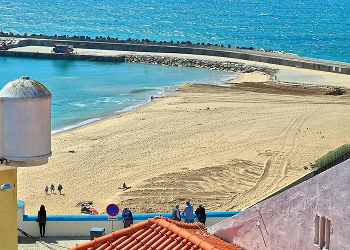 Village Center - Ocean View Apartment Ericeira