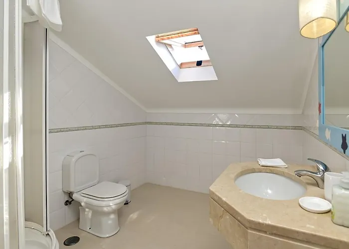 Village Center - Ocean View Apartment Ericeira